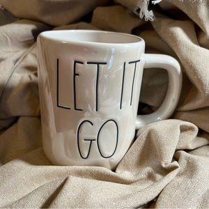 Rae Dunn - Disney's Frozen "Let it Go" - Iridescent Elsa Mug - NWOT